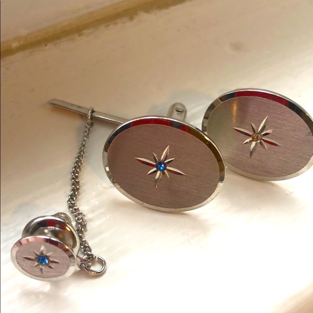 Cuff links